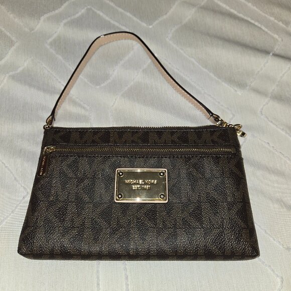 Michael Kors Clutch - Picture 1 of 3